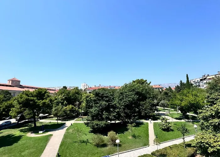 Apartament B&s Center *