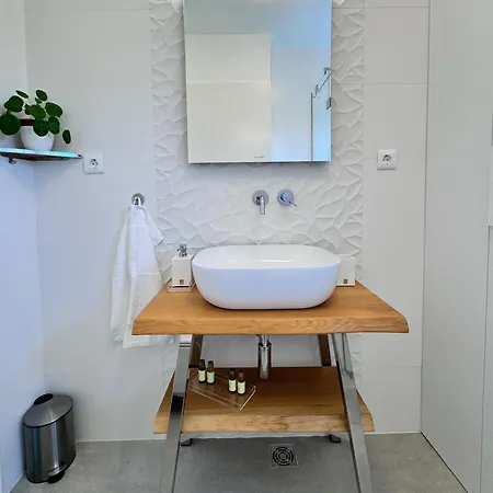 B&s Center Apartment *