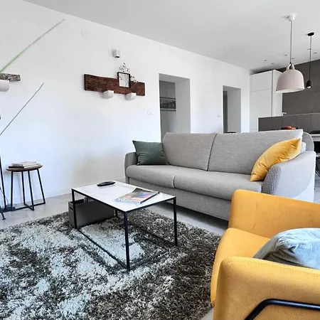 B&s Center Apartment